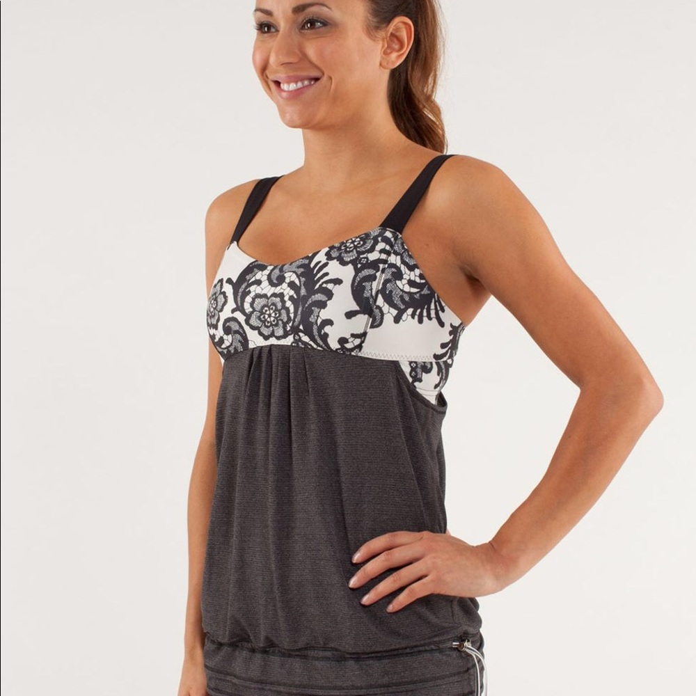 Spring ready! 🌷Lululemon back on track tank